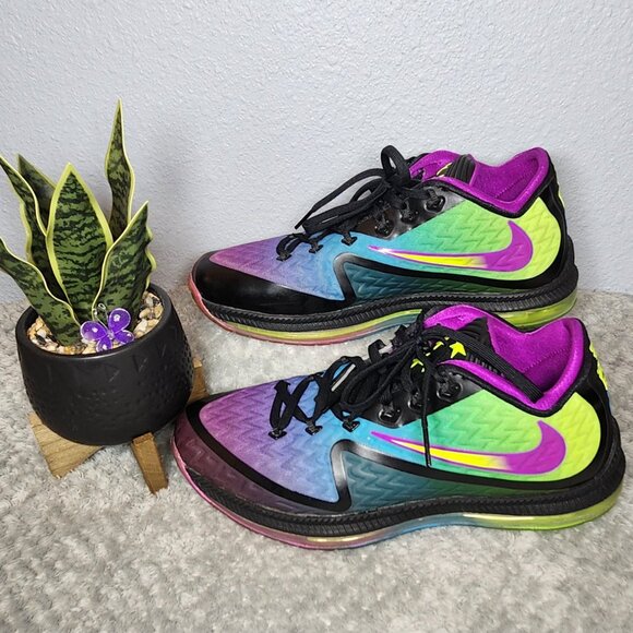 2015 Nike FB Zoom Field General 2 Sneakers - Size: 8.5 (Men’s) - Price is Firm - Picture 3 of 10